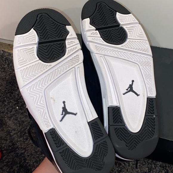 ‼️SOLD‼️Jordan retro 4’s royalty’s - Picture 5 of 8